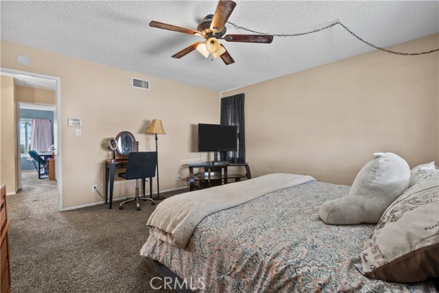 Detail Gallery Image 16 of 28 For 36659 Spanish Broom Dr, Palmdale,  CA 93550 - 3 Beds | 2/1 Baths