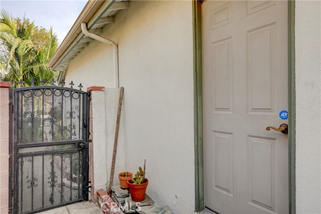 Detail Gallery Image 47 of 59 For 7115 Park Manor Ave, North Hollywood,  CA 91605 - 4 Beds | 2 Baths