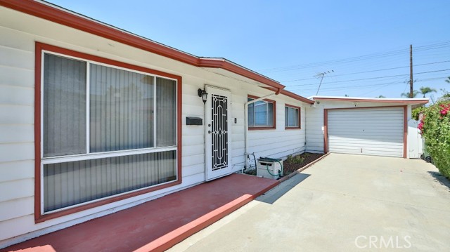 Detail Gallery Image 2 of 21 For 17625 E Brookport St, Covina,  CA 91722 - 4 Beds | 2 Baths