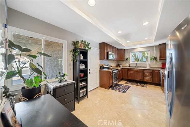 1469 Dara Street, Camarillo CA: https://media.crmls.org/medias/96cc2b81-3172-45b5-b32d-2ffa56b43f3c.jpg
