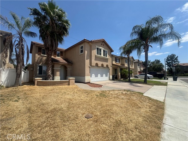 531 Corte San Pablo, Perris CA: https://media.crmls.org/medias/96cc378d-b6af-453c-a7f3-7c3d974a6527.jpg