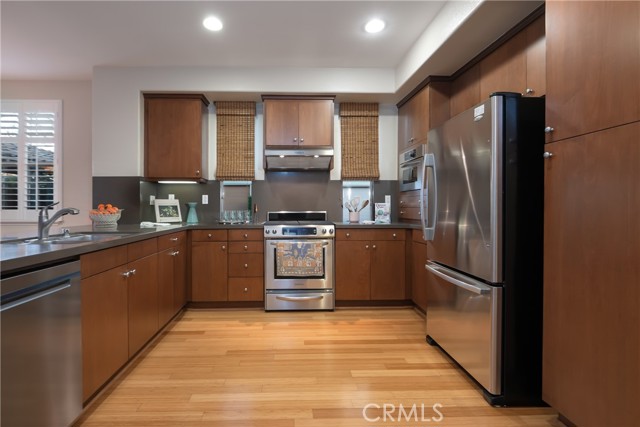 Detail Gallery Image 8 of 55 For 600 Asbury, Claremont,  CA 91711 - 3 Beds | 3 Baths