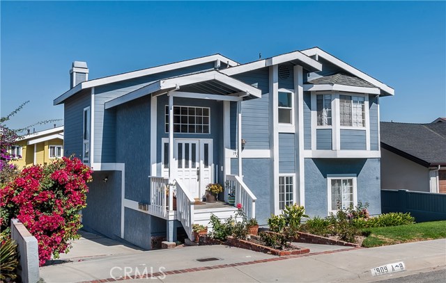 1909 Belmont Lane, Redondo Beach, California 90278, 3 Bedrooms Bedrooms, ,2 BathroomsBathrooms,Residential,Sold,Belmont,SB17231850