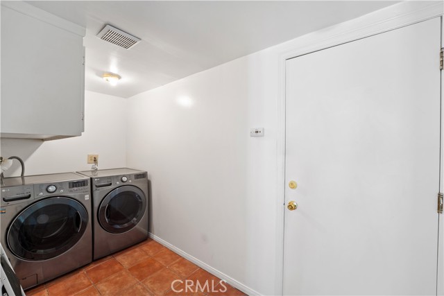 Detail Gallery Image 34 of 39 For 23172 Gainford St, Woodland Hills,  CA 91364 - 3 Beds | 2/1 Baths