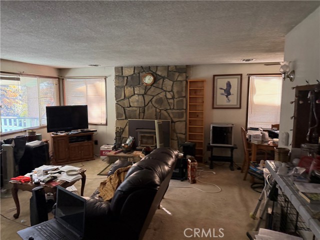 Detail Gallery Image 14 of 25 For 31776 Panorama Rd, Running Springs,  CA 92382 - 4 Beds | 2 Baths