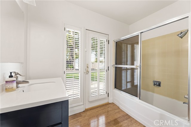 Detail Gallery Image 25 of 36 For 20305 Aetna, Woodland Hills,  CA 91367 - 3 Beds | 2 Baths