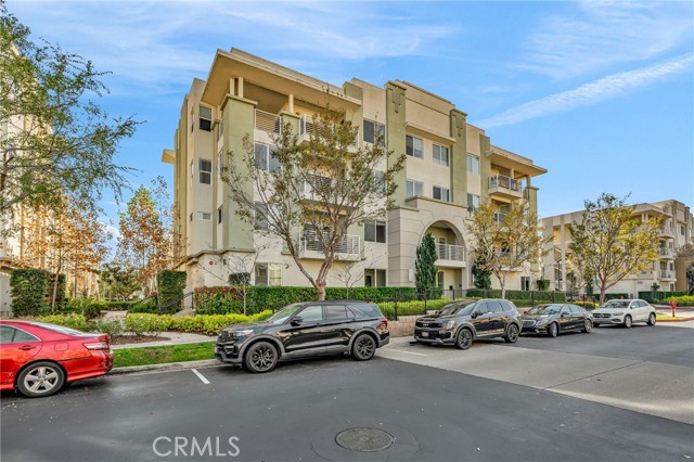 Detail Gallery Image 3 of 75 For 5450 Strand #202,  Hawthorne,  CA 90250 - 2 Beds | 2 Baths