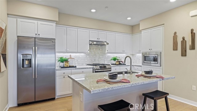 Detail Gallery Image 1 of 1 For 1101 Lasso Way #303,  Rancho Mission Viejo,  CA 92694 - 2 Beds | 2 Baths