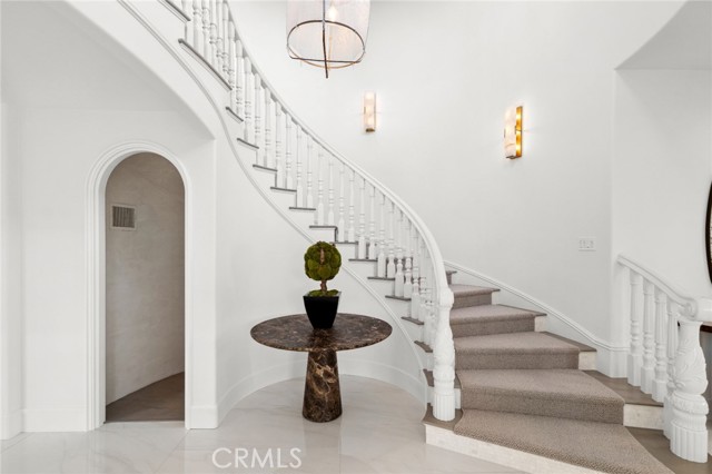 Detail Gallery Image 6 of 70 For 15 Shoreline, Newport Coast,  CA 92657 - 5 Beds | 4/1 Baths