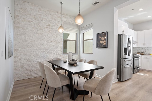 Detail Gallery Image 18 of 56 For 1807 Coastal Way, Costa Mesa,  CA 92627 - 2 Beds | 2/2 Baths