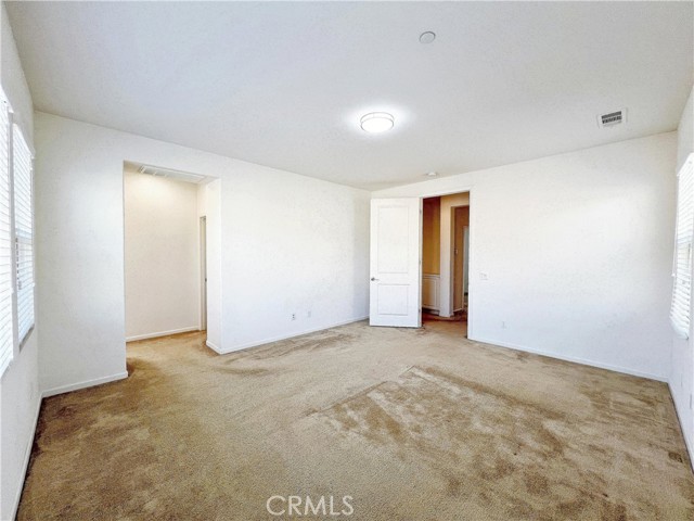 4953 S Bountiful Trail, Ontario CA: https://media.crmls.org/medias/96d160ce-0aca-4a34-a2ad-de625a7c0d3f.jpg
