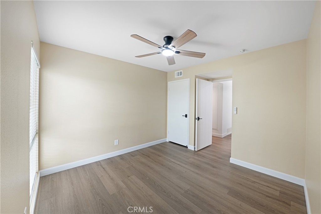 https://media.crmls.org/medias/96d16690-155f-4f1b-83a2-b857327e3021.jpg?preset=X-Large