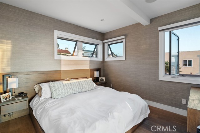 1737 Manhattan Avenue, Hermosa Beach CA: https://media.crmls.org/medias/96d18fe4-d5cd-4360-b1bc-49899de09792.jpg