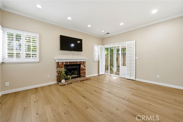 Detail Gallery Image 5 of 28 For 2603 Elden Ave #H,  Costa Mesa,  CA 92627 - 3 Beds | 2/1 Baths