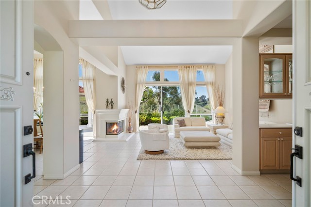 48 Siena, Laguna Niguel CA: https://media.crmls.org/medias/96d25f6f-76ab-48f3-86bd-a6aa68e04627.jpg