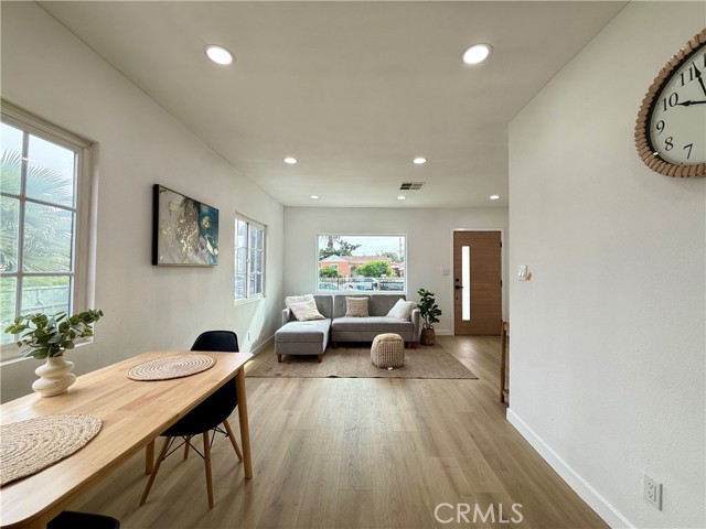 Detail Gallery Image 24 of 42 For 1327 W 97th Street, Los Angeles,  CA 90044 - 3 Beds | 2 Baths