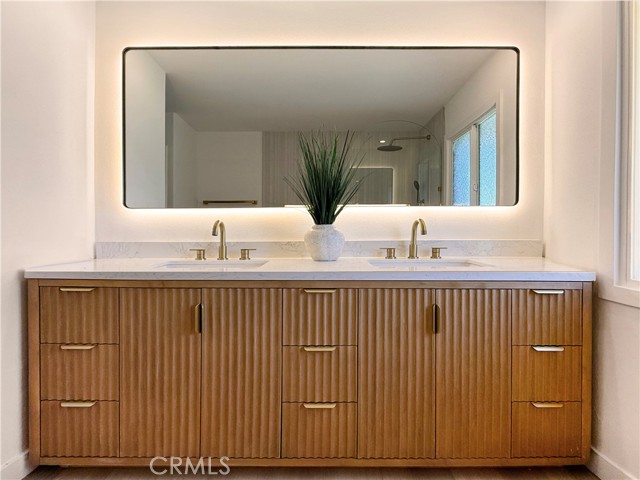 Image 25 of 50 For 2912 Hempstead Road
