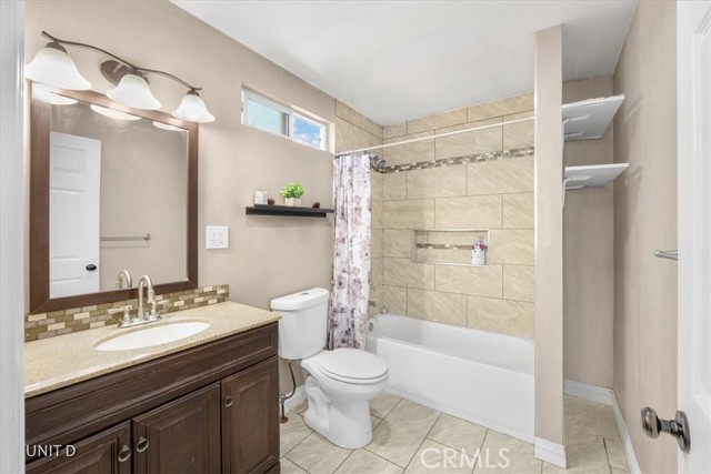 Detail Gallery Image 7 of 11 For 8829 Walnut St #D,  Bellflower,  CA 90706 - 1 Beds | 1 Baths