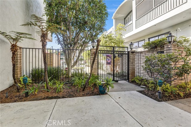 4771 La Villa Marina #L, Marina del Rey CA: https://media.crmls.org/medias/96d3b5f4-7afd-46d0-b23b-a4f290558a89.jpg