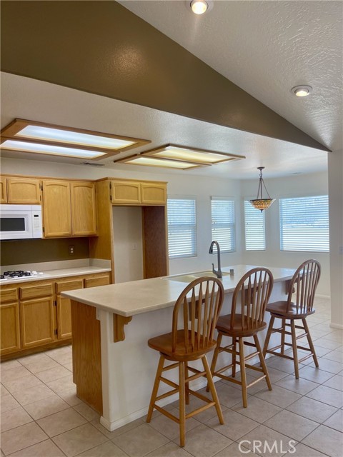 Detail Gallery Image 12 of 40 For 17133 Candlewood Rd, Apple Valley,  CA 92307 - 3 Beds | 2 Baths