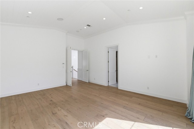 Detail Gallery Image 50 of 59 For 1405 Oak Ave, Manhattan Beach,  CA 90266 - 4 Beds | 4/1 Baths