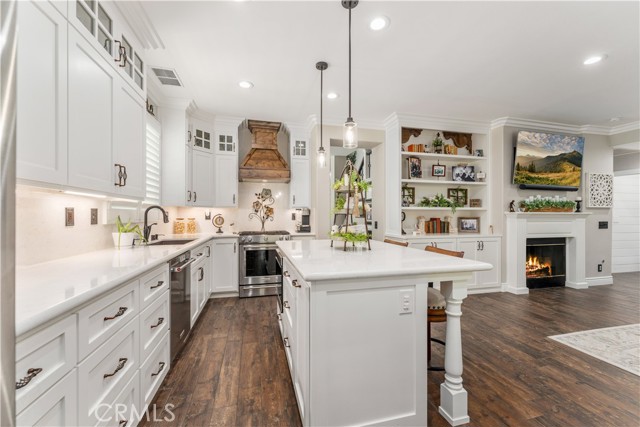 Detail Gallery Image 12 of 60 For 8750 E Heatherwood Rd, Anaheim Hills,  CA 92808 - 5 Beds | 3 Baths