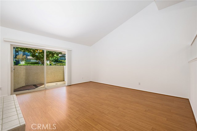 Detail Gallery Image 8 of 45 For 5 Starshine #3,  Irvine,  CA 92603 - 3 Beds | 2/1 Baths