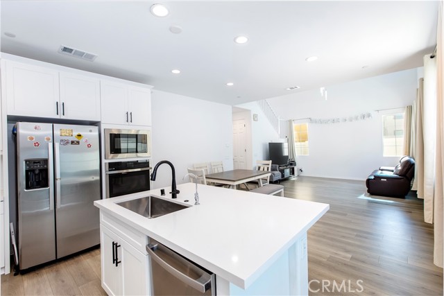 Detail Gallery Image 4 of 29 For 16586 Strategy Pl, Chino,  CA 91708 - 4 Beds | 3 Baths