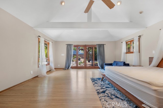 10335 Sylvia Avenue, Porter Ranch CA: https://media.crmls.org/medias/96d6e5ec-7cfa-4ae0-ba5e-0a03d1d70d41.jpg