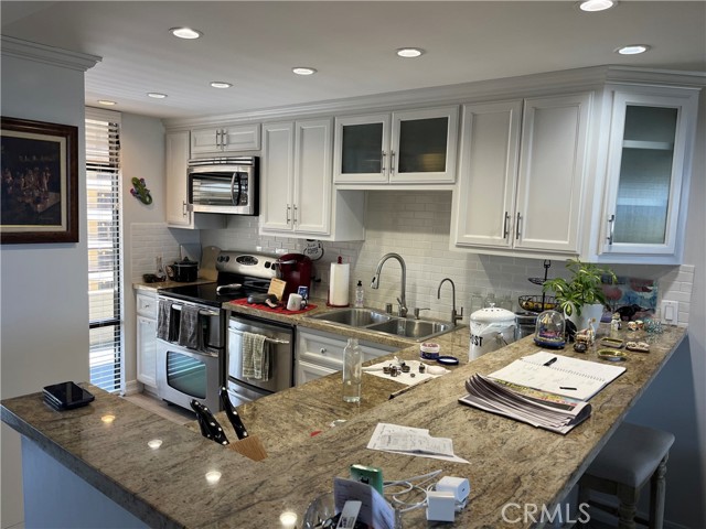 Detail Gallery Image 9 of 21 For 4265 Marina City Drive #903,  Marina Del Rey,  CA 90292 - 1 Beds | 1 Baths