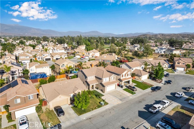 1335 Exeter Court, San Jacinto CA: https://media.crmls.org/medias/96d7ae71-3421-41fd-bef6-4c124eb386a2.jpg