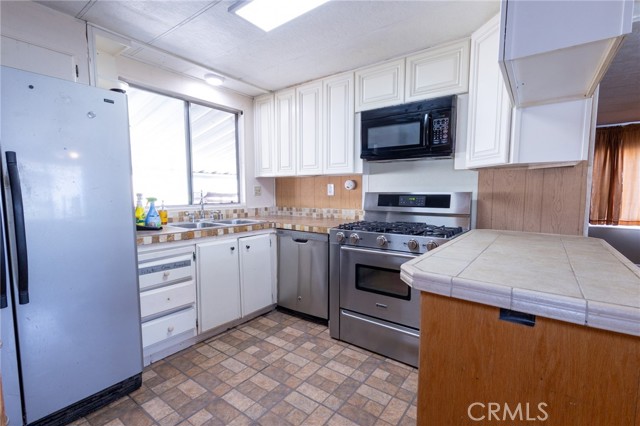 Detail Gallery Image 13 of 17 For 716 N Grand Ave #D7,  Covina,  CA 91724 - 2 Beds | 2 Baths