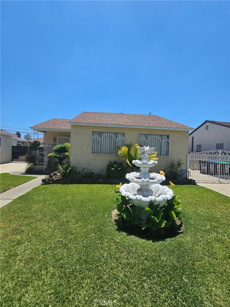 224 E Floral Dr.
