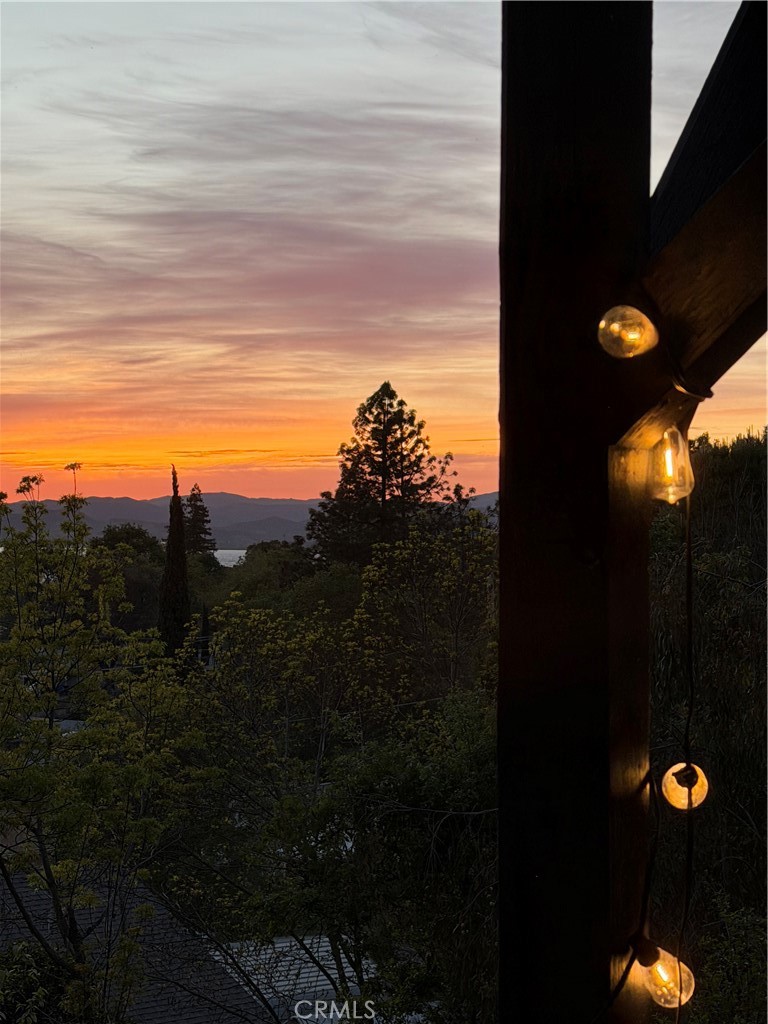 https://media.crmls.org/medias/96d91553-2e22-4cb3-8353-d5d9b4753133.jpg?preset=X-Large