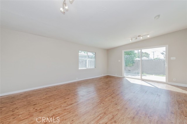 1334 Ardilla Avenue photo 22