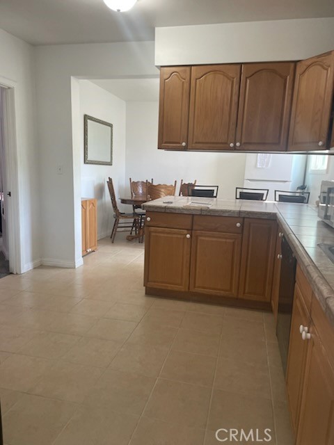 Detail Gallery Image 9 of 24 For 431 Douglas, Bakersfield,  CA 93308 - 2 Beds | 1 Baths