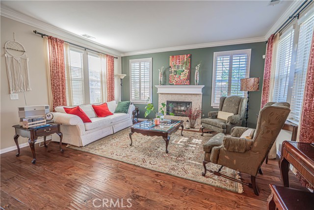 Detail Gallery Image 10 of 65 For 17023 Strawberry Pine Ct, Canyon Country,  CA 91387 - 4 Beds | 4 Baths