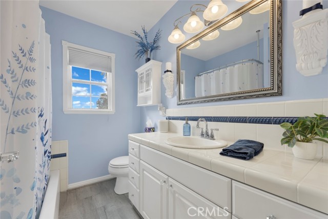 Detail Gallery Image 21 of 35 For 8520 Springford Dr, Sun Valley,  CA 91352 - 3 Beds | 2 Baths