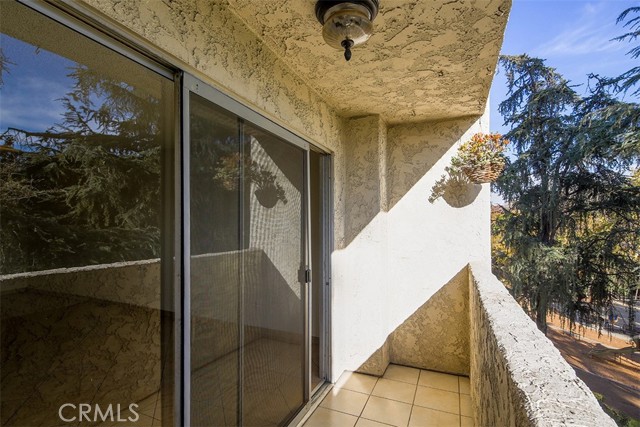 Detail Gallery Image 7 of 23 For 330 N. Chapel #105,  Alhambra,  CA 91801 - 1 Beds | 1 Baths