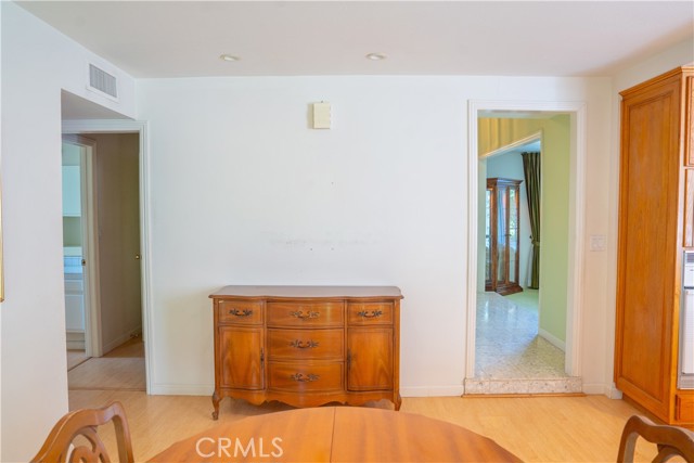 Detail Gallery Image 22 of 41 For 27328 Country Glen Rd, Agoura Hills,  CA 91301 - 4 Beds | 3 Baths