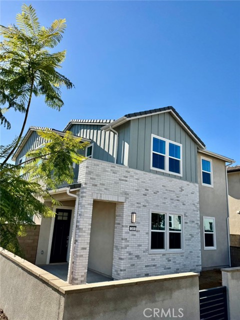 Detail Gallery Image 3 of 18 For 245 Shoveler, Irvine,  CA 92618 - 5 Beds | 4 Baths