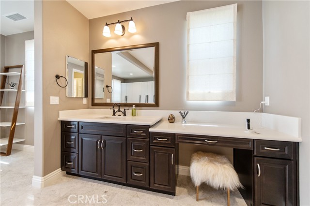 Detail Gallery Image 52 of 57 For 56 Dunmore, Irvine,  CA 92620 - 5 Beds | 5/1 Baths