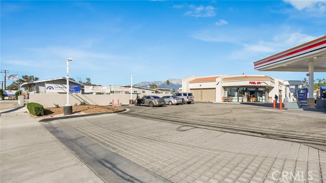 16072 Arrow Boulevard, Fontana, California 92335, ,Commercial Sale,For Sale,16072 Arrow Boulevard,CRCV22244175