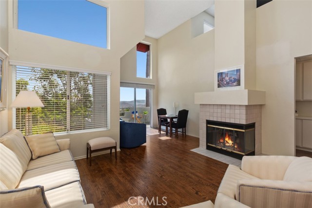 Detail Gallery Image 3 of 46 For 27864 Emerald, Mission Viejo,  CA 92691 - 2 Beds | 2 Baths
