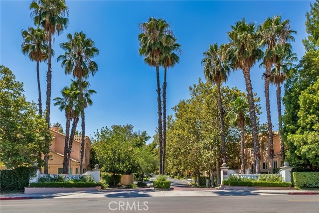 Detail Gallery Image 3 of 73 For 25120 Steinbeck Ave a,  Stevenson Ranch,  CA 91381 - 3 Beds | 2/1 Baths