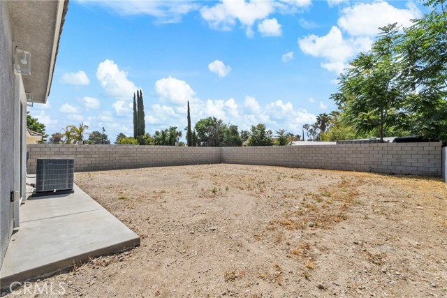 119 E 9th Street, San Bernardino CA: https://media.crmls.org/medias/96dca3d7-b456-4741-b7ad-39bec8a69771.jpg