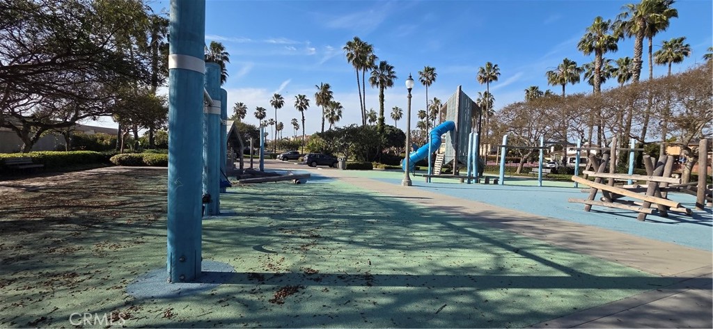 https://media.crmls.org/medias/96dcbe2a-19b8-48ca-b06a-5d6e85308ddc.jpg?preset=X-Large