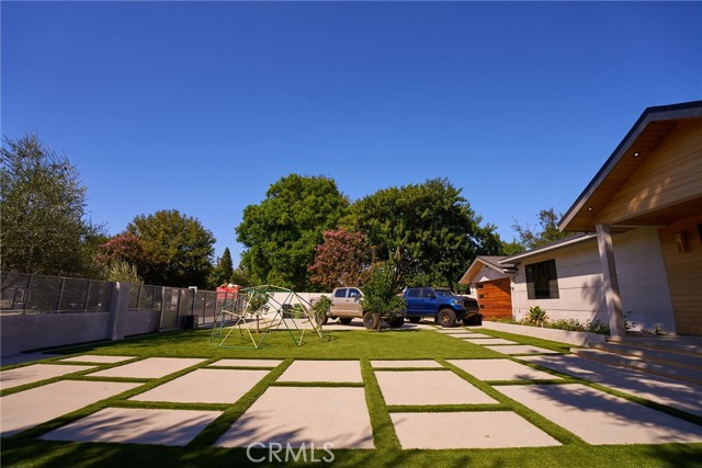 Detail Gallery Image 6 of 63 For 6922 Wish Ave, Van Nuys,  CA 91406 - 5 Beds | 4/1 Baths