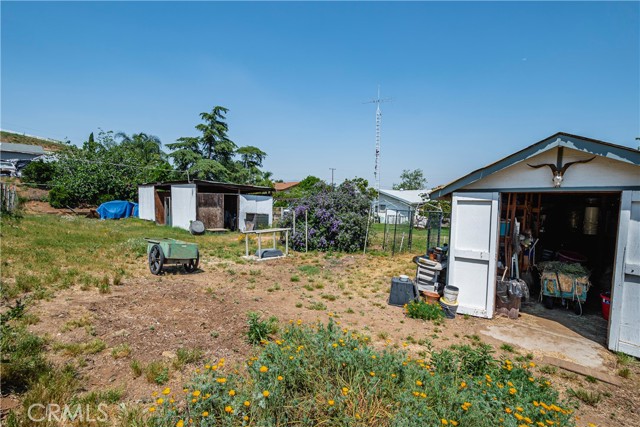 5535 Charlotte Lane, Jurupa Valley CA: https://media.crmls.org/medias/96dd0ffe-a5ee-49ab-a281-194254957e55.jpg