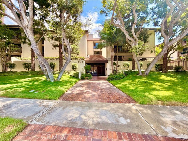2 Bed Home for Sale in Los Angeles, California